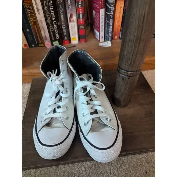 Converse Chuck Taylor All Star High Floral Embroidery 2021 Women's Size 7.5 - Picture 4 of 6